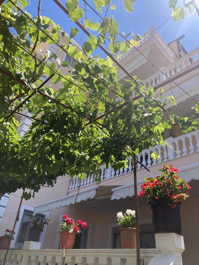 Himara Apartments Eksteriør billede