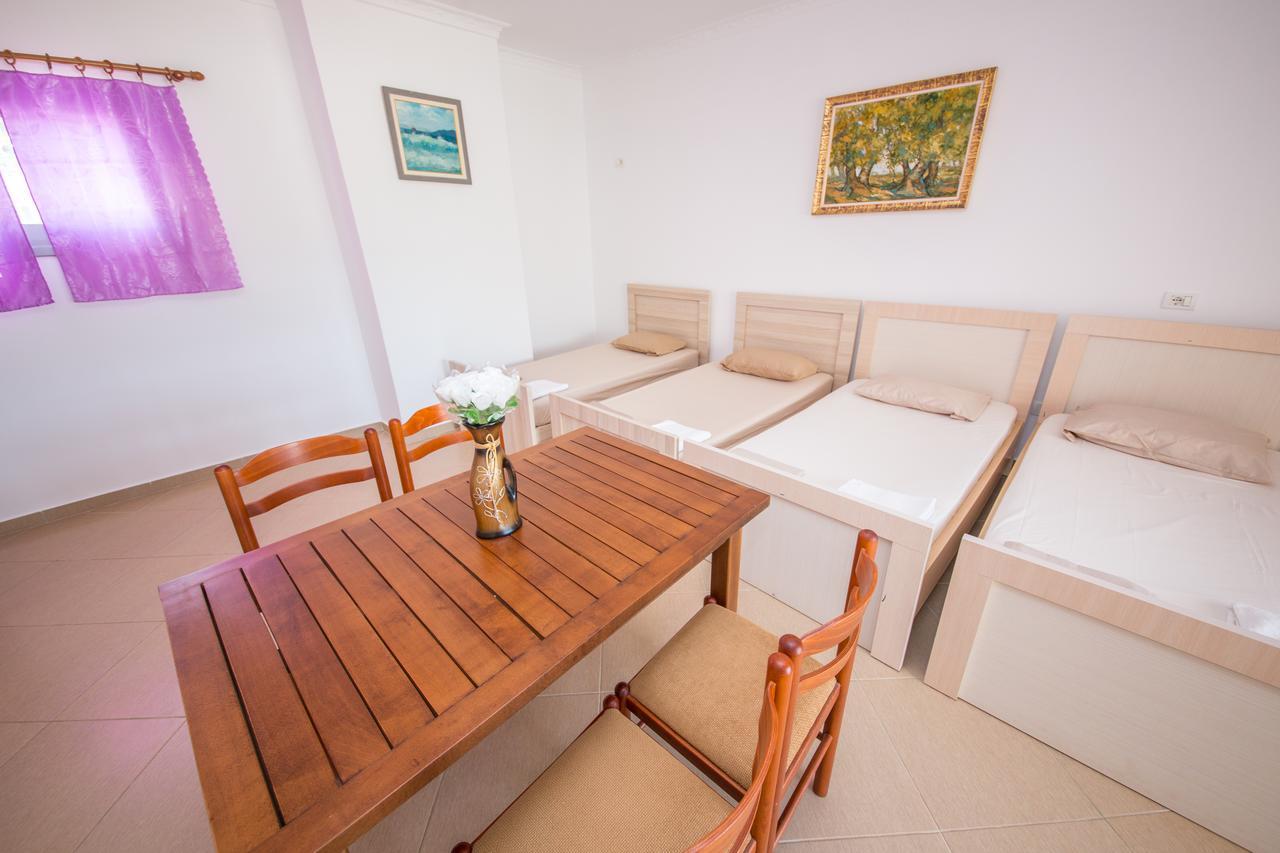 Himara Apartments Eksteriør billede