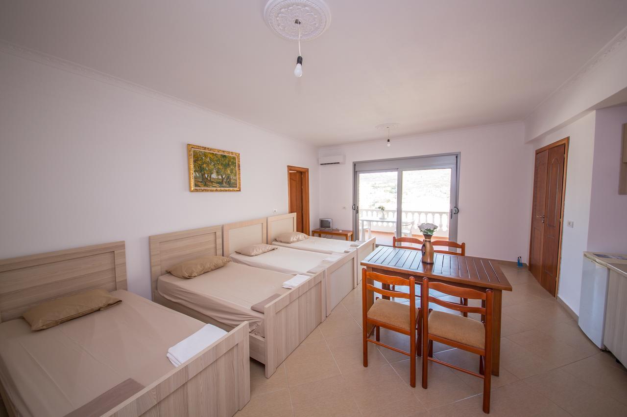 Himara Apartments Eksteriør billede